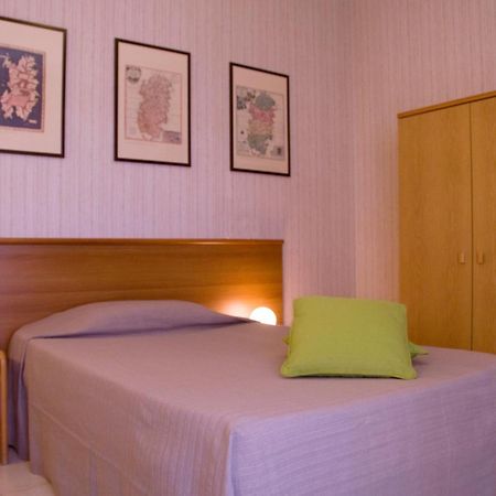 Hotel Residence Ulivi E Palme กาญารี ภายนอก รูปภาพ