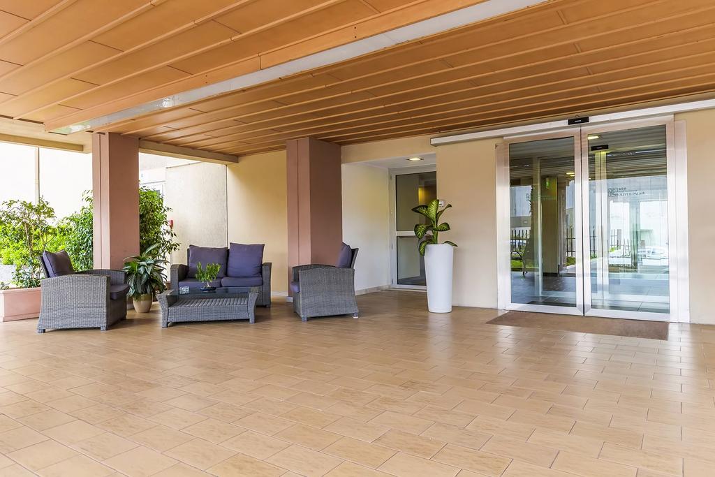 Hotel Residence Ulivi E Palme กาญารี ภายนอก รูปภาพ