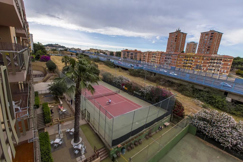 Hotel Residence Ulivi E Palme กาญารี ภายนอก รูปภาพ